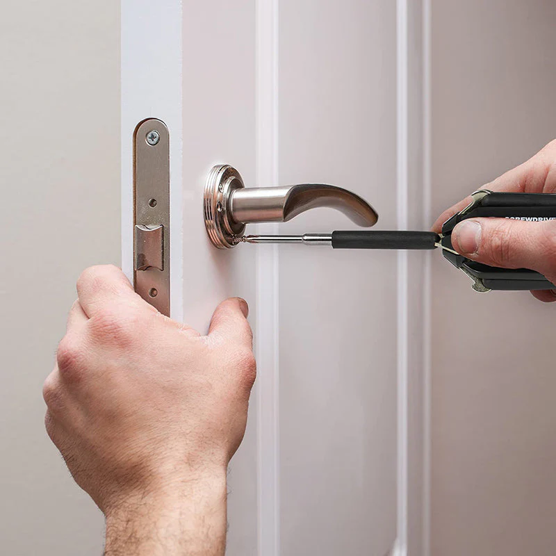 8 Screwdrivers in 1 Tool with Worklight and Flashlight 8 Screwdrivers in 1 Tool with Worklight and Flashlight