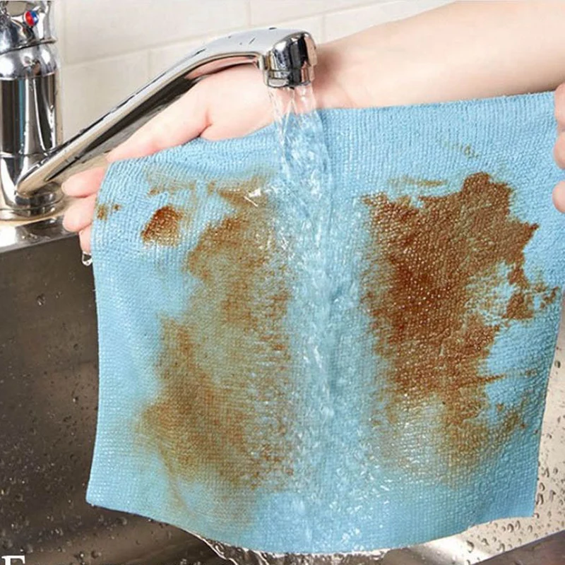 Pull-out absorbent microfibre cloths Pull-out absorbent microfibre cloths