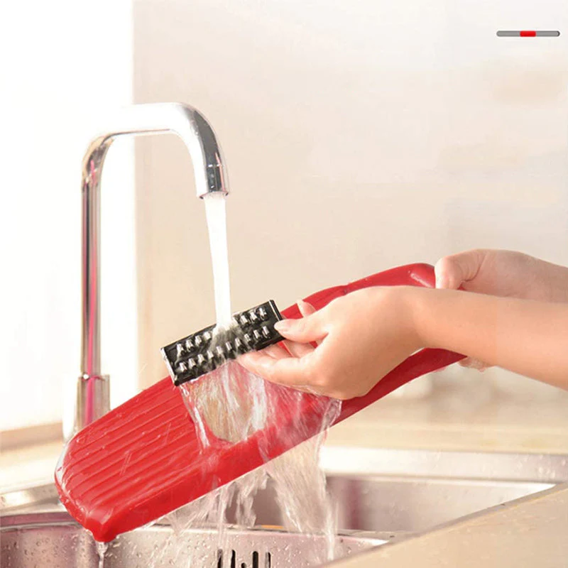 Vegetable Cutter with Six Steel Blades Vegetable Cutter with Six Steel Blades